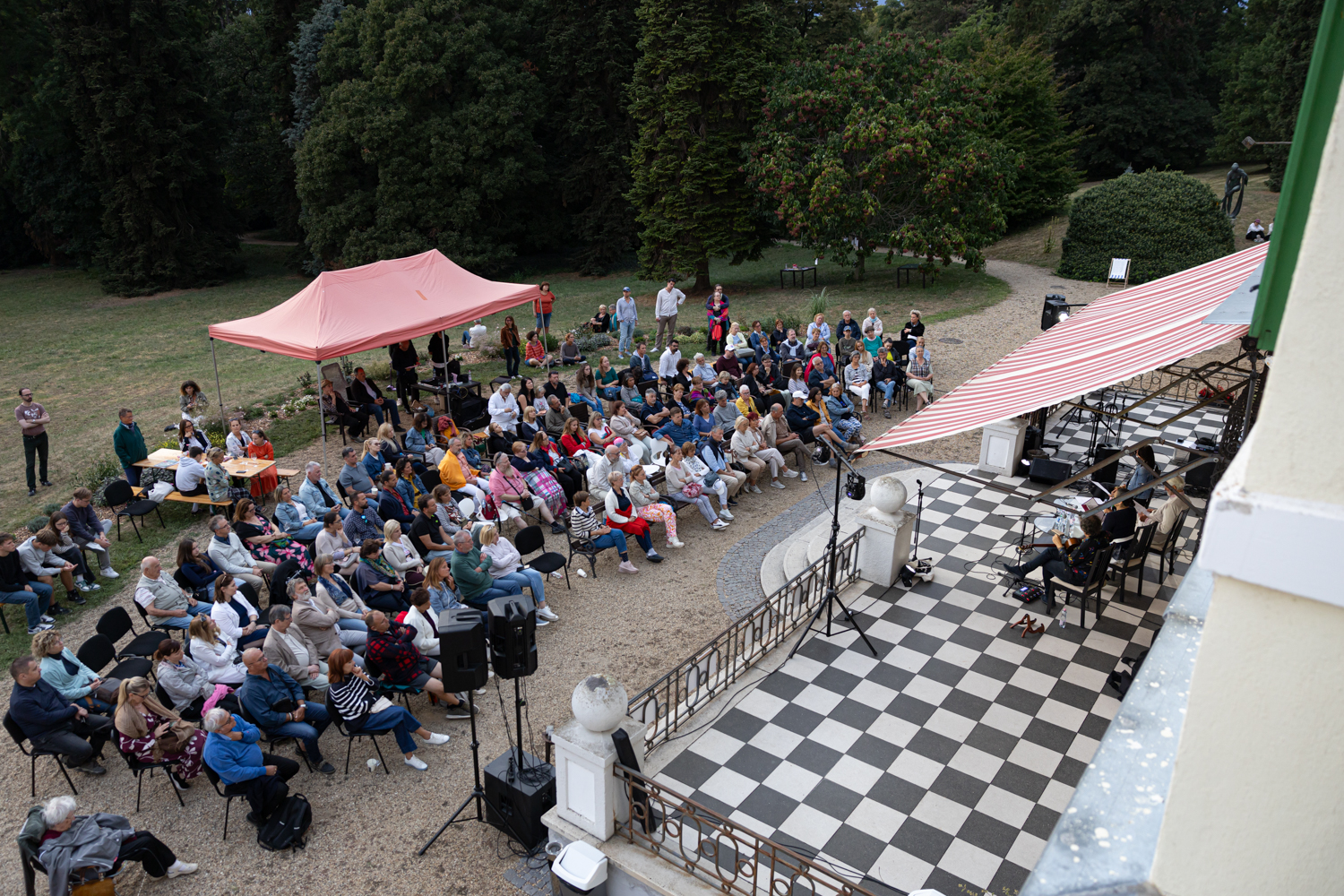 IRODALMI_SZIGLIGET_CSZS_114 (1).JPG